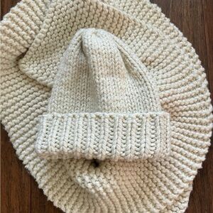 Cozy Knit Fisherman White Wool Blend Chunky Beanie and Scarf Set NEW